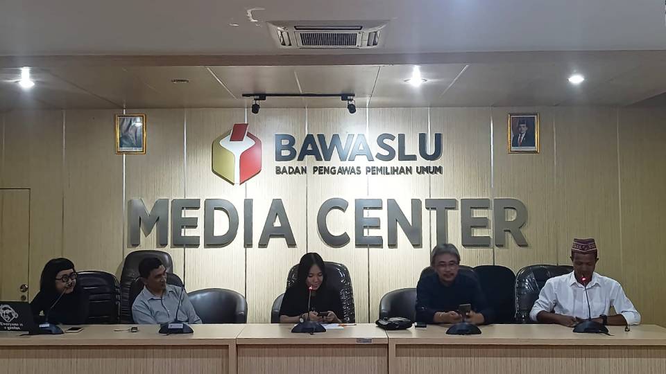 Press Release: “Mendorong Green Democratic  untuk Mewujudkan Tata Kelola Kehutanan dan Pengelolaan Sumber Daya Alam yang Berkeadilan”